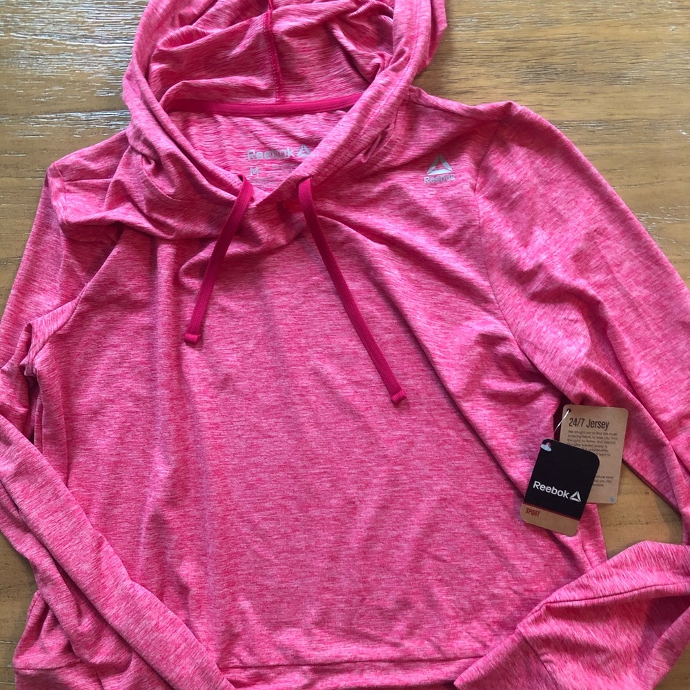 New with tags! Nike Women’s pullover.